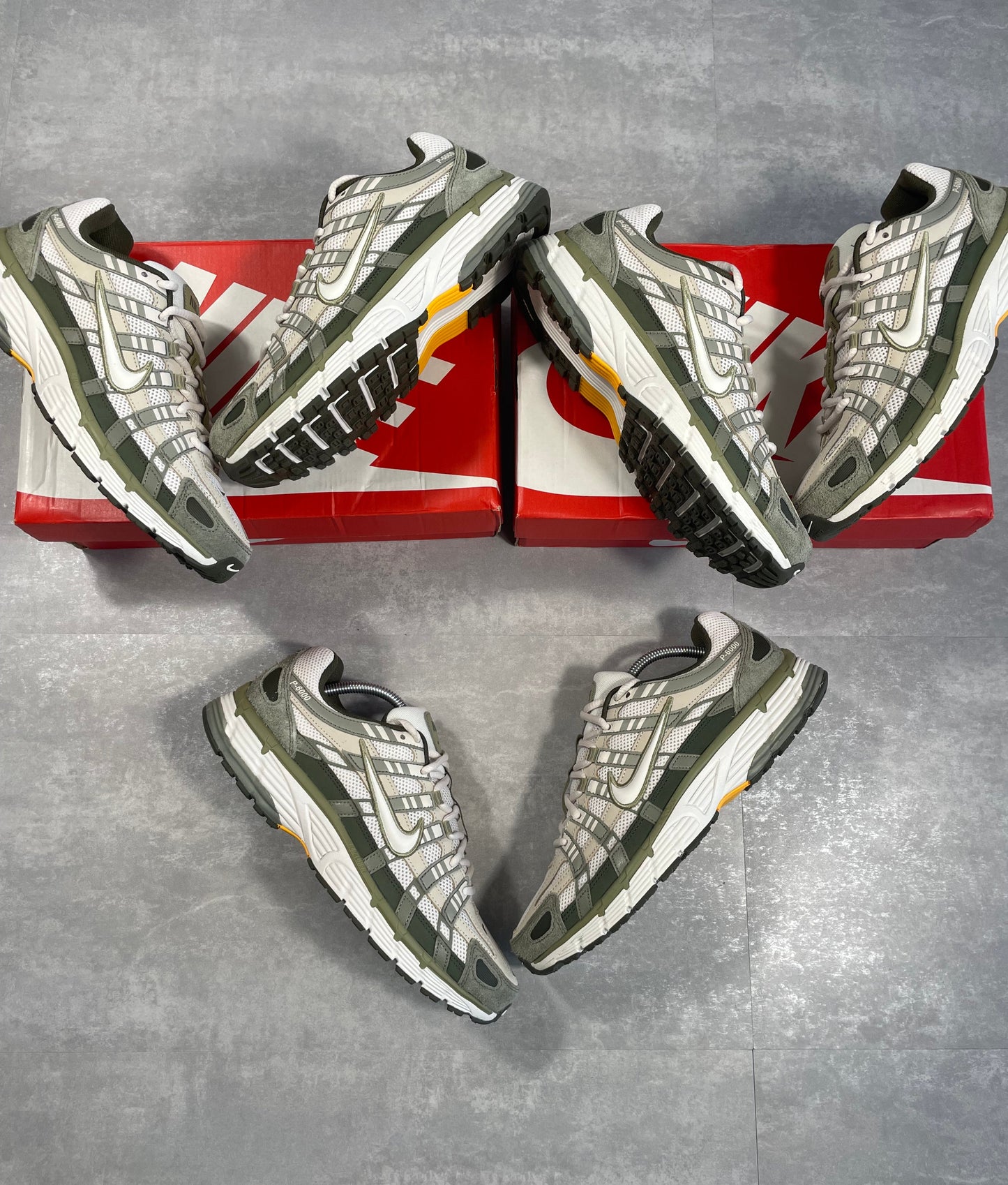 NIKE P6000 - CARGO KHAKI