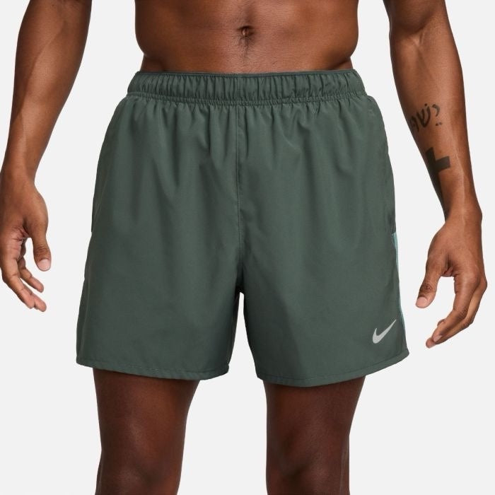 NIKE CHALLENGER SHORTS 7" - VINTAGE GREEN