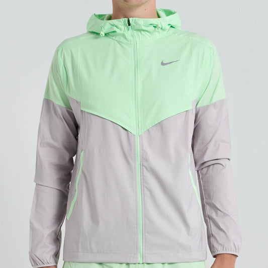 NIKE UV WINDRUNNER - VAPOUR GREEN (ASIA)