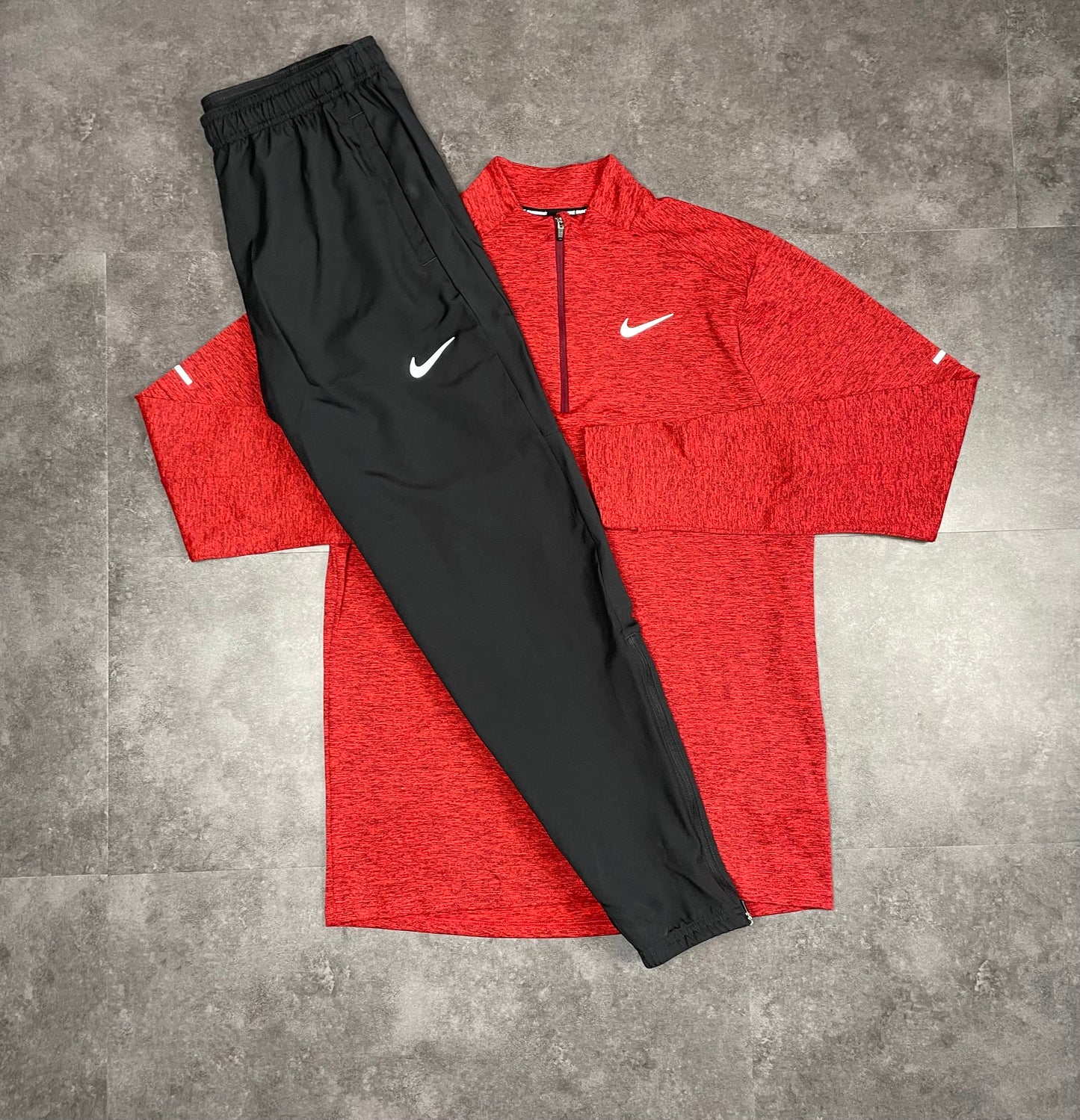 NIKE CHALLENGER WOVEN PANTS - BLACK