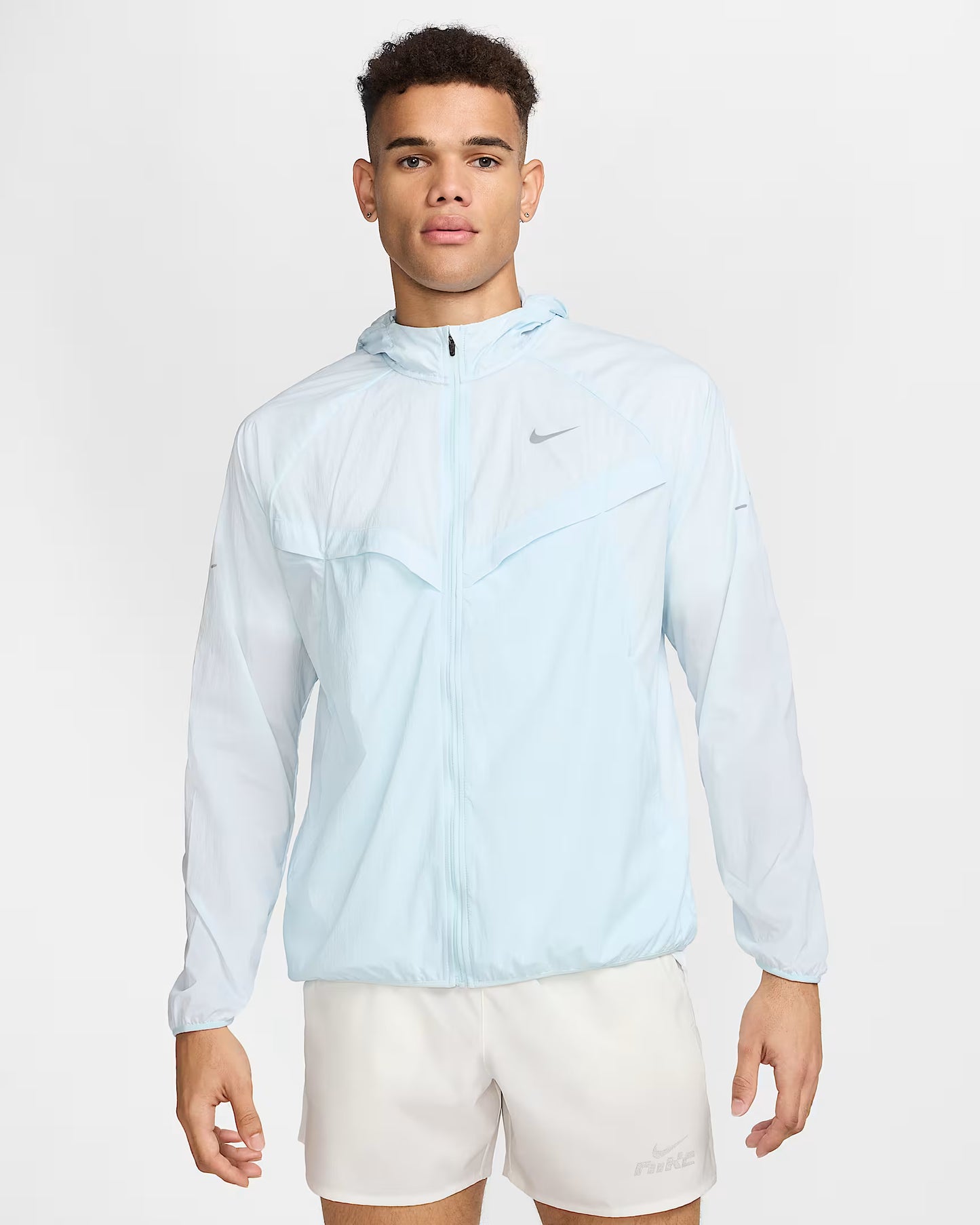 NIKE STRIDE UV WINDRUNNER - GLACIER BLUE